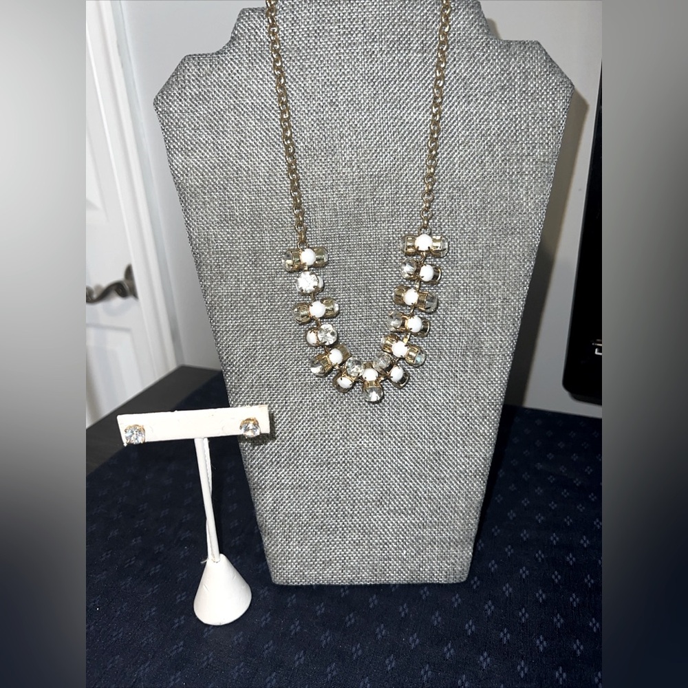 J Lo Chunky Gold Tone Necklace Rhinestones & Earrings Homecoming Wedding Party